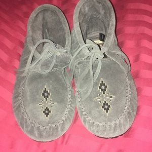 Manitobah Mukluk summer moccassin